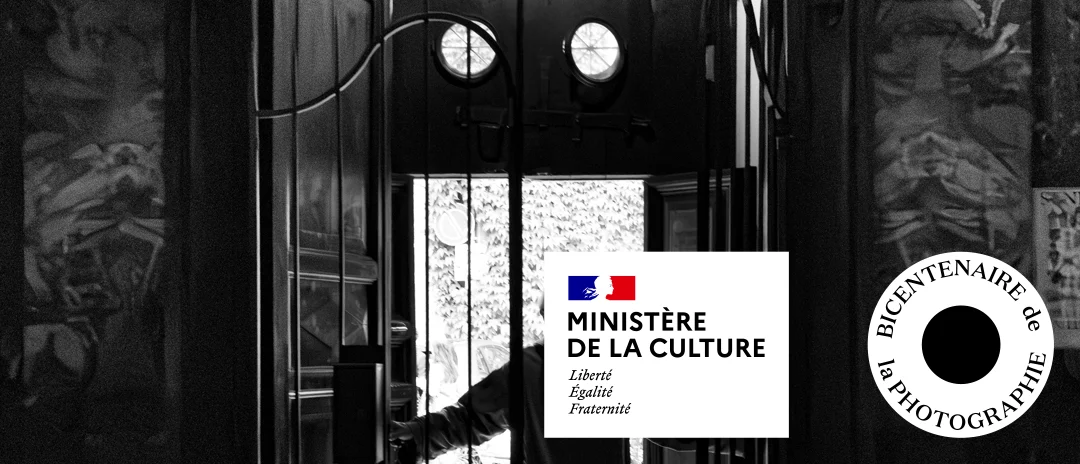 LES PIEUX ÉTABLISSEMENTS / THE PIOUS ESTABLISHMENTS